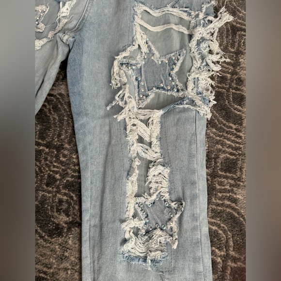 NWT Lizette Collection Jeans with Jewel Stars Size Small - Picture 3 of 6